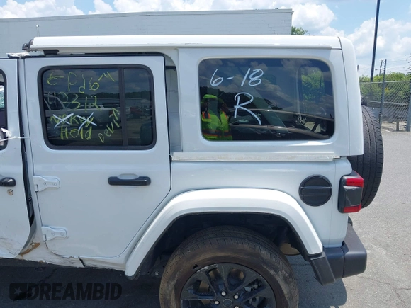 2024 Jeep Wrangler Sahara with VIN 1C4RJXP64RW270463, listed as a IAAI auction lot 42598295 with 36,251 mi miles and . Bid and sale history available at DreamBid. Image 18.