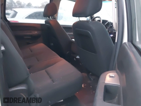 2013 Chevrolet Silverado 1500 LT with VIN 3GCPKSE71DG376346, listed as a IAAI auction lot 41046128 with 190,709 mi miles. Bid and sale history available at carsss.com. Image 8.