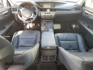 2014 Lexus ES with VIN JTHBK1GG2E2138953, listed as a Copart auction lot 45908925 with 185,896 mi miles and Salvage Title. Bid and sale history available at carsss.com. Image 8.