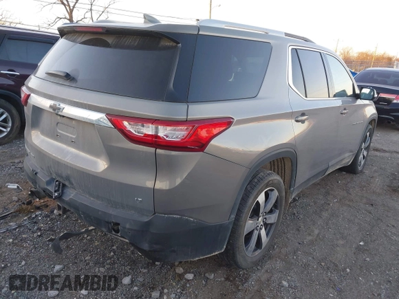 2018 Chevrolet Traverse LT Leather with VIN 1GNEVHKW6JJ209186, listed as a IAAI auction lot 41019375 with 112,467 mi miles. Bid and sale history available at carsss.com. Image 4.