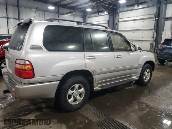2000 Toyota Land Cruiser with VIN JT3HT05J6Y0105489, listed as a Copart auction lot 86409724 with 223,198 mi miles and Clean Title. Bid and sale history available at carsss.com. Image 3.