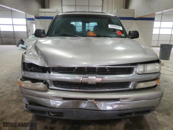2000 Chevrolet New Tahoe LT with VIN 1GNEK13T3YJ210858, listed as a Copart auction lot 43458245 with 256,376 mi miles and Salvage Title. Bid and sale history available at carsss.com. Image 5.