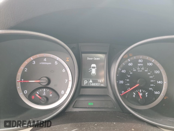 2016 Hyundai Santa Fe z VIN 5XYZTDLB1GG351684, wystawiony jako Copart lot #48396885 z przebiegiem 148 301 mil mil oraz Nie do naprawy • Non repairable. Historia ofert i sprzedaży dostępna na DreamBid. Obrazek 9.