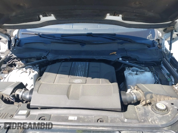 2017 Land Rover Range Rover Sport SE with VIN SALWG2FVXHA143864, listed as a IAAI auction lot 41855429 with 105,323 mi miles and . Bid and sale history available at DreamBid. Image 10.