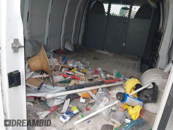 2012 Chevrolet Express Cargo z VIN 1GCWGFCA7C1201373, wystawiony jako IAAI lot #42414621 z przebiegiem 181 807 mil mil oraz . Historia ofert i sprzedaży dostępna na DreamBid. Obrazek 8.