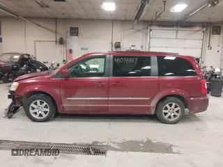 2012 Chrysler Town & Country Touring with VIN 2C4RC1BG1CR314023, listed as a IAAI auction lot 41078817 with Not Provided miles and . Bid and sale history available at DreamBid. Image 14.