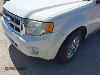 2009 Ford Escape Limited с VIN 1FMCU94G19KD15481, выставлен на аукционе IAAI как лот 42276588 с пробегом 159 154 миль миль и . История ставок и продаж доступна на DreamBid. Изображение 6.