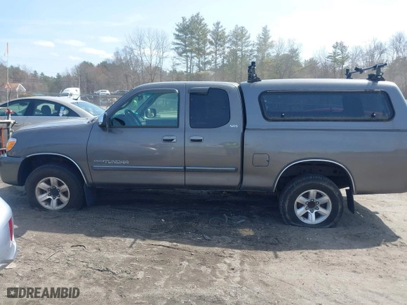 2006 Toyota Tundra SR5 with VIN 5TBBT44106S474541, listed as a IAAI auction lot 41952506 with 240,868 mi miles. Bid and sale history available at carsss.com. Image 14.