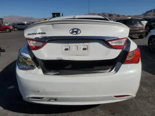 2013 Hyundai Sonata GLS z VIN 5NPEB4AC5DH508991, wystawiony jako Copart lot #54070045 z przebiegiem 118 660 mil mil oraz Szkoda całkowita • Salvage title. Historia ofert i sprzedaży dostępna na DreamBid. Obrazek 6.