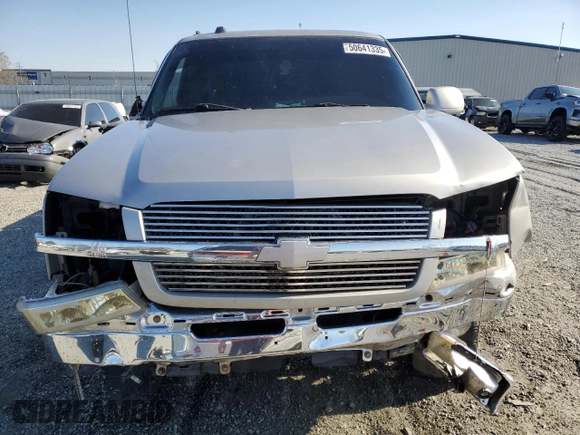 2005 Chevrolet Silverado 1500 LT with VIN 2GCEK13T951352033, listed as a Copart auction lot 50641335 with 181,868 mi miles and Salvage Title. Bid and sale history available at DreamBid. Image 5.
