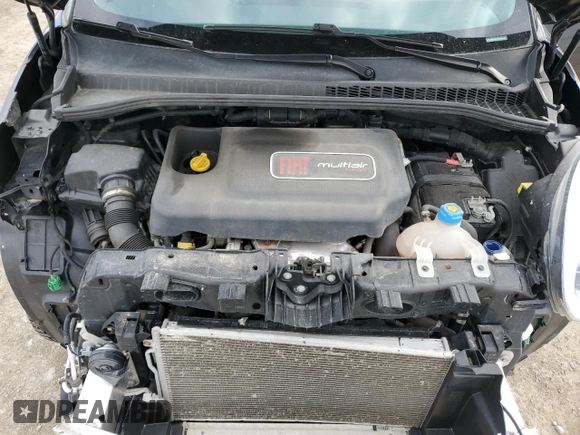 2014 FIAT 500L Trekking z VIN ZFBCFADHXEZ025169, wystawiony jako Copart lot #56508015 z przebiegiem 85 992 mil mil oraz Szkoda całkowita • Salvage title. Historia ofert i sprzedaży dostępna na DreamBid. Obrazek 12.