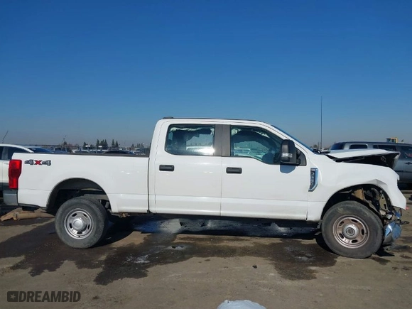 2020 Ford Super Duty F-250 SRW XL with VIN 1FT7W2B65LEC64011, listed as a IAAI auction lot 40997606 with 154,035 mi miles. Bid and sale history available at carsss.com. Image 14.