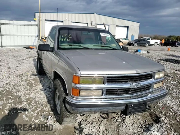 1998 Chevrolet Silverado 1500 with VIN 1GCEK14R9WZ155388, listed as a Copart auction lot 77624754 with 206,464 mi miles and Salvage Title. Bid and sale history available at DreamBid. Image 11.