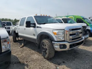 2015 Ford F-350 Platinum z VIN 1FT8W3BT8FEC96133, wystawiony jako Copart lot #58993575 z przebiegiem 207 655 mil mil oraz Szkoda całkowita • Salvage title. Historia ofert i sprzedaży dostępna na DreamBid. Obrazek 4.