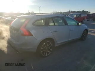 2018 Volvo V60 Dynamic with VIN YV140MELXJ2391007, listed as a Copart auction lot 88225395 with 56,206 mi miles and Salvage Title. Bid and sale history available at carsss.com. Image 3.