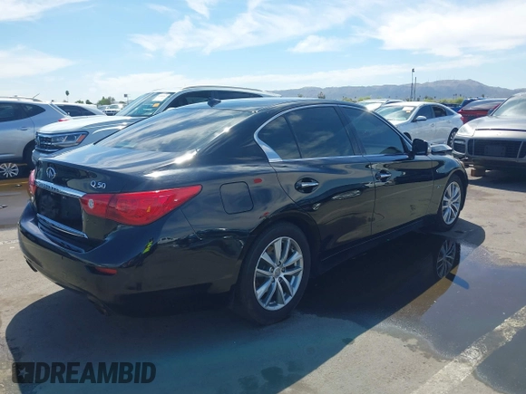 2014 Infiniti Q50 Premium with VIN JN1BV7AP0EM687787, listed as a IAAI auction lot 42084288 with 109,499 mi miles and . Bid and sale history available at carsss.com. Image 4.