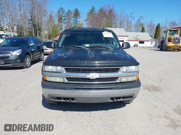 2005 Chevrolet Suburban LT with VIN 1GNFK16Z55J251296, listed as a IAAI auction lot 42119068 with 312,449 mi miles. Bid and sale history available at carsss.com. Image 13.