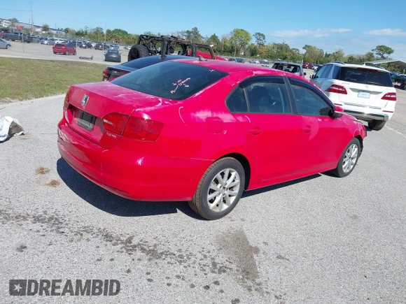2012 Volkswagen Jetta Sedan SE w/Convenience & Sunroof PZEV with VIN 3VWBP7AJ5CM328386, listed as a IAAI auction lot 41485119 with 167,787 mi miles. Bid and sale history available at carsss.com. Image 4.