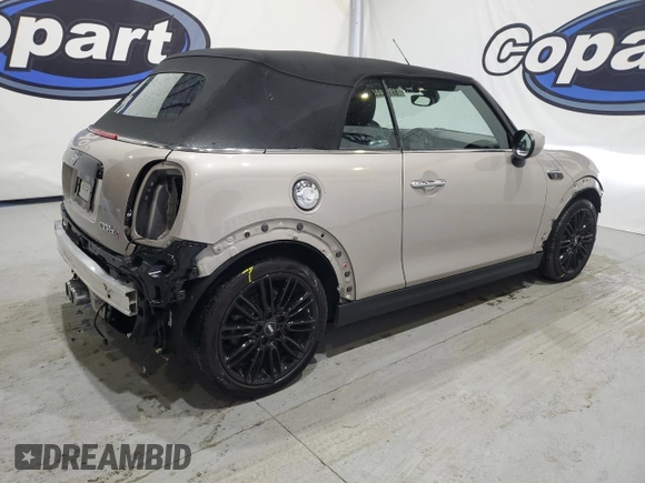 2024 MINI Convertible Cooper S with VIN WMW43DL01R3R79743, listed as a Copart auction lot 81992444 with 20,186 mi miles and Clean title. Bid and sale history available at DreamBid. Image 3.