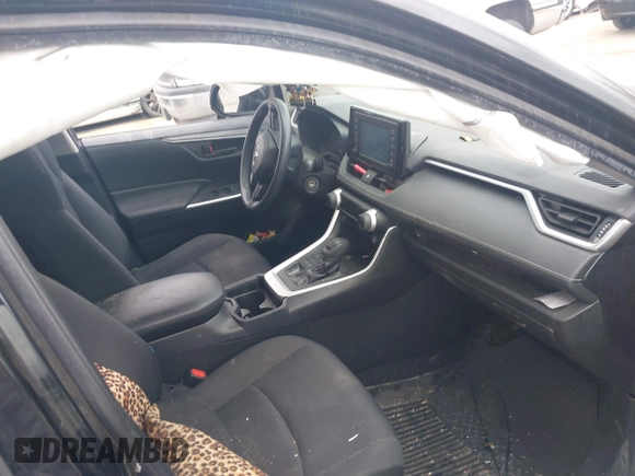 2019 Toyota RAV4 LE with VIN JTMF1RFV4KD030550, listed as a IAAI auction lot 40596628 with 92,318 mi miles and . Bid and sale history available at DreamBid. Image 5.