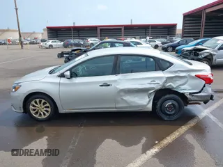 2018 Nissan Sentra SV z VIN 3N1AB7AP2JY224321, wystawiony jako IAAI lot #41885831 z przebiegiem 130 852 mil mil oraz . Historia ofert i sprzedaży dostępna na DreamBid. Obrazek 15.