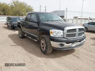 2007 Dodge 1500 SLT with VIN 1D7HU18237J566800, listed as a IAAI auction lot 41469944 with 133,414 mi miles. Bid and sale history available at carsss.com. Image 1.