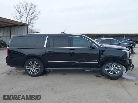 2020 GMC Yukon XL Denali with VIN 1GKS2HKJ6LR152330, listed as a IAAI auction lot 41534348 with 159,522 mi miles. Bid and sale history available at carsss.com. Image 13.