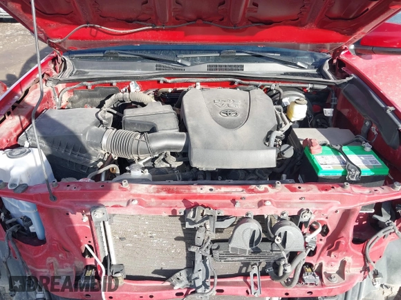 2018 Toyota Tacoma SR with VIN 3TMCZ5AN2JM134145, listed as a IAAI auction lot 41124645 with 61,302 mi miles. Bid and sale history available at carsss.com. Image 10.
