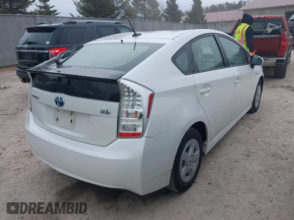 2011 Toyota Prius I with VIN JTDKN3DU4B0320191, listed as a IAAI auction lot 42001220 with 195,180 mi miles. Bid and sale history available at carsss.com. Image 4.
