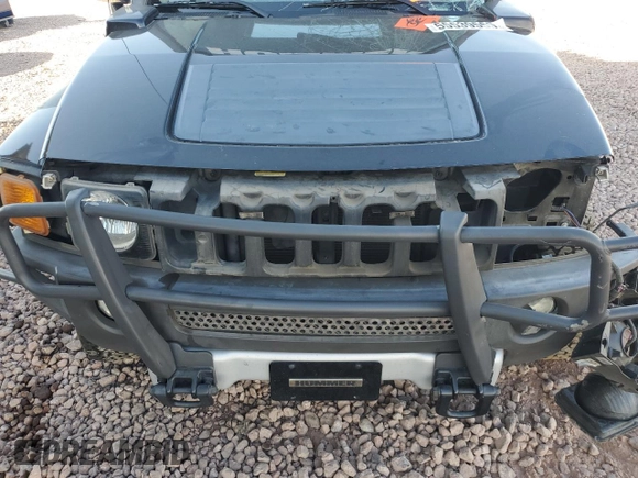 2008 Hummer H3 Luxury z VIN 5GTEN43E788190472, wystawiony jako Copart lot #55539555 z przebiegiem 143 658 mil mil oraz Szkoda całkowita • Salvage title. Historia ofert i sprzedaży dostępna na DreamBid. Obrazek 12.