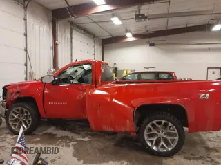 2012 Chevrolet Silverado 1500 LT with VIN 1GCNKSE05CZ191841, listed as a IAAI auction lot 41503972 with Not Provided miles. Bid and sale history available at carsss.com. Image 14.