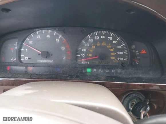 2002 Toyota 4Runner Limited with VIN JT3GN87R520229610, listed as a IAAI auction lot 41806628 with 338,035 mi miles. Bid and sale history available at carsss.com. Image 7.