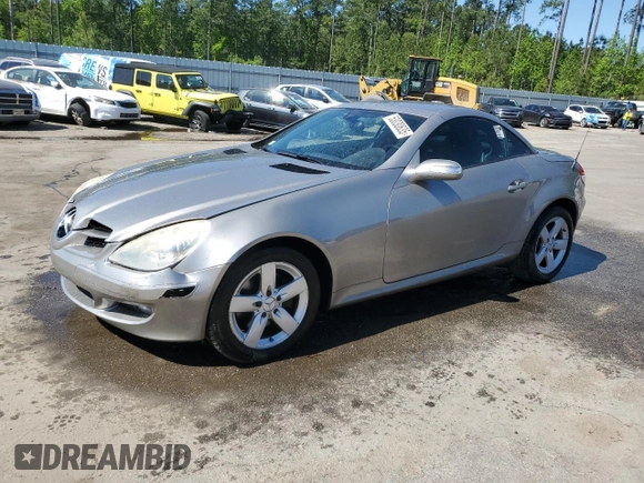 2006 Mercedes-Benz SLK 280 z VIN WDBWK54F86F077218, wystawiony jako Copart lot #53030635 z przebiegiem 95 151 mil mil oraz Szkody całkowita. Historia ofert i sprzedaży dostępna na DreamBid. Obrazek 1.