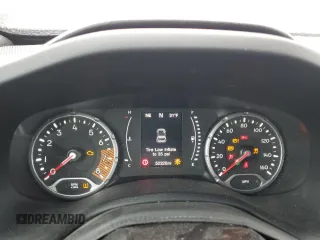 2020 Jeep Renegade Sport with VIN ZACNJAAB8LPL87630, listed as a Copart auction lot 43628295 with 52,320 mi miles and Salvage Title. Bid and sale history available at carsss.com. Image 9.