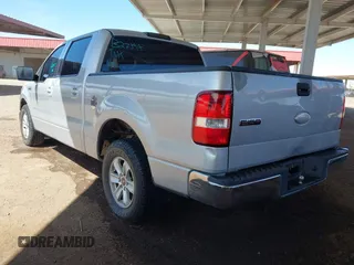 2006 Ford F-150 XLT with VIN 1FTRW12W86KB27394, listed as a IAAI auction lot 42015606 with 231,897 mi miles. Bid and sale history available at carsss.com. Image 3.