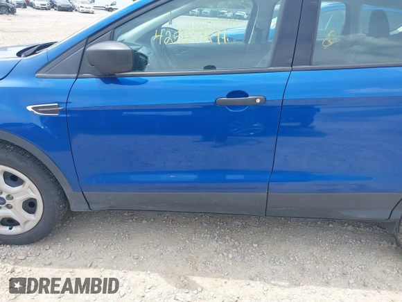 2017 Ford Escape S z VIN 1FMCU0F76HUE87288, wystawiony jako IAAI lot #42557291 z przebiegiem 206 054 mil mil oraz . Historia ofert i sprzedaży dostępna na DreamBid. Obrazek 14.