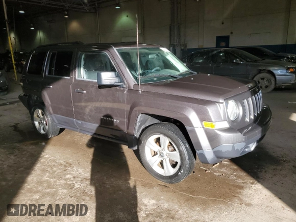 2014 Jeep Patriot Latitude with VIN 1C4NJRFB5ED718711, listed as a Copart auction lot 52100335 with 75,231 mi miles and Clean Title. Bid and sale history available at carsss.com. Image 4.