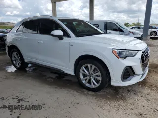 2021 Audi Q3 S line Premium with VIN WA1DECF3XM1045978, listed as a Copart auction lot 59963385 with 43,074 mi miles and Salvage title. Bid and sale history available at DreamBid. Image 4.