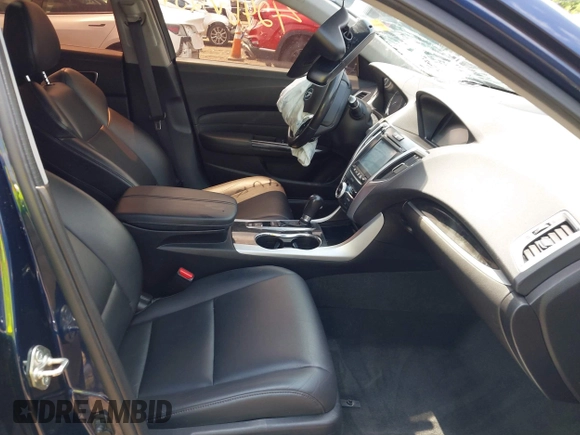 2018 Acura TLX with VIN 19UUB1F36JA008037, listed as a IAAI auction lot 42460254 with 101,477 mi miles and . Bid and sale history available at DreamBid. Image 5.