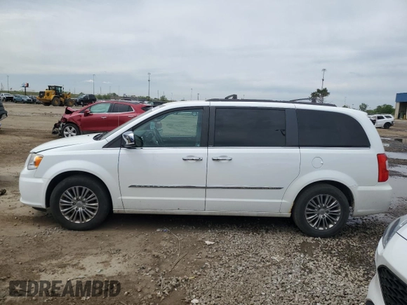 2014 Chrysler Town & Country Touring L 30th Anniversary z VIN 2C4RC1CG5ER307769, wystawiony jako Copart lot #58621145 z przebiegiem 188 228 mil mil oraz Czysty tytuł • Clean title. Historia ofert i sprzedaży dostępna na DreamBid. Obrazek 2.