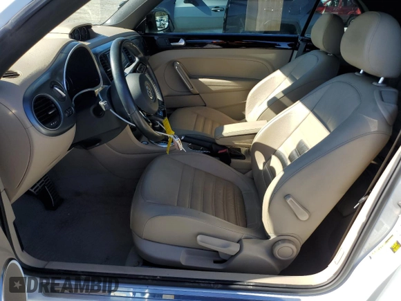 2015 Volkswagen Beetle with VIN 3VW7S7AT1FM818382, listed as a Copart auction lot 41666205 with 47,429 mi miles and Salvage Title. Bid and sale history available at DreamBid. Image 7.