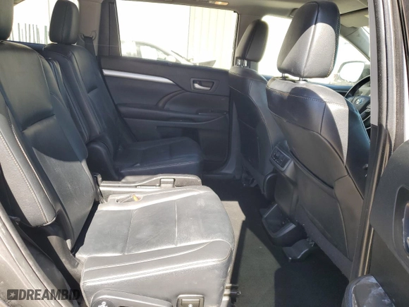 2019 Toyota Highlander SE with VIN 5TDJZRFH6KS925510, listed as a Copart auction lot 48819195 with 96,677 mi miles and Salvage Title. Bid and sale history available at carsss.com. Image 11.