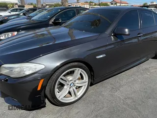 2013 BMW 5 Series 535i with VIN WBAFR7C59DC818571, listed as a Copart auction lot 51173235 with 158,098 mi miles and Clean Title. Bid and sale history available at DreamBid. Image 2.