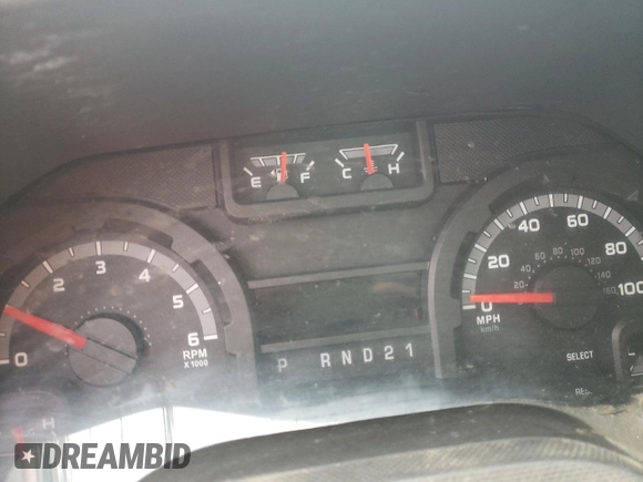 2011 Ford Econoline Cargo Commercial с VIN 1FTNE1EW9BDA93347, выставлен на аукционе Copart как лот 50518145 с пробегом Не указан миль и На запчасти • Non repairable. История ставок и продаж доступна на DreamBid. Изображение 9.