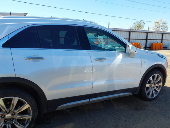 2020 Cadillac XT4 FWD Premium Luxury with VIN 1GYFZCR41LF115094, listed as a IAAI auction lot 41838506 with 70,153 mi miles and . Bid and sale history available at carsss.com. Image 14.