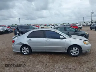 2006 Toyota Corolla CE z VIN 1NXBR32E56Z664753, wystawiony jako IAAI lot #42653109 z przebiegiem 231 836 mil mil oraz . Historia ofert i sprzedaży dostępna na DreamBid. Obrazek 13.