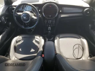 2019 MINI Convertible Cooper z VIN WMWWG5C51K3F79995, wystawiony jako Copart lot #48365685 z przebiegiem 74 357 mil mil oraz Szkoda całkowita • Salvage title. Historia ofert i sprzedaży dostępna na DreamBid. Obrazek 8.
