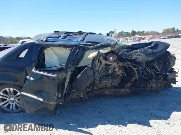 2008 Cadillac Escalade EXT z VIN 3GYFK62828G162725, wystawiony jako IAAI lot #41806673 z przebiegiem Nie podano mil oraz . Historia ofert i sprzedaży dostępna na DreamBid. Obrazek 6.