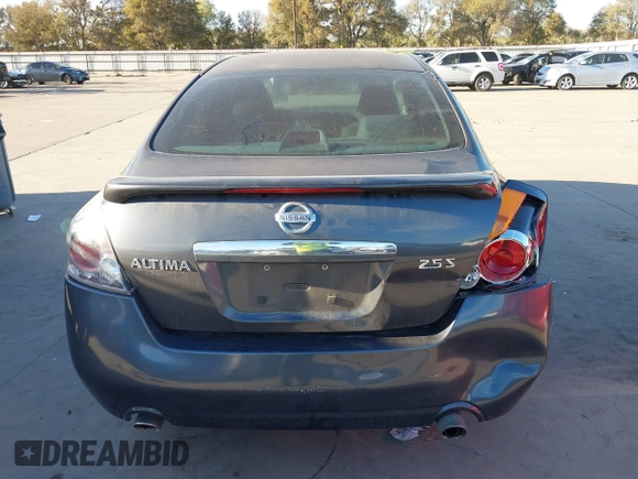 2007 Nissan Altima 2.5 with VIN 1N4AL21E87C213018, listed as a IAAI auction lot 40932058 with 195,817 mi miles. Bid and sale history available at carsss.com. Image 16.