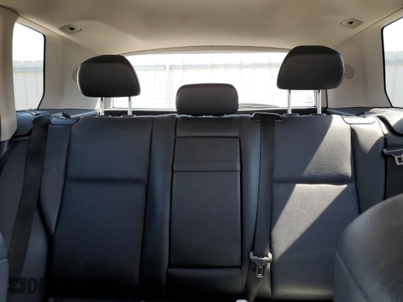 2015 Mercedes-Benz GLK with VIN WDCGG5HB1FG439148, listed as a Copart auction lot 52016935 with 185,660 mi miles and Salvage Title. Bid and sale history available at carsss.com. Image 10.